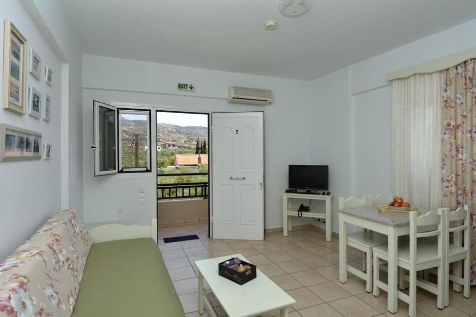 Bonos Apartments Stoúpa Exteriér fotografie